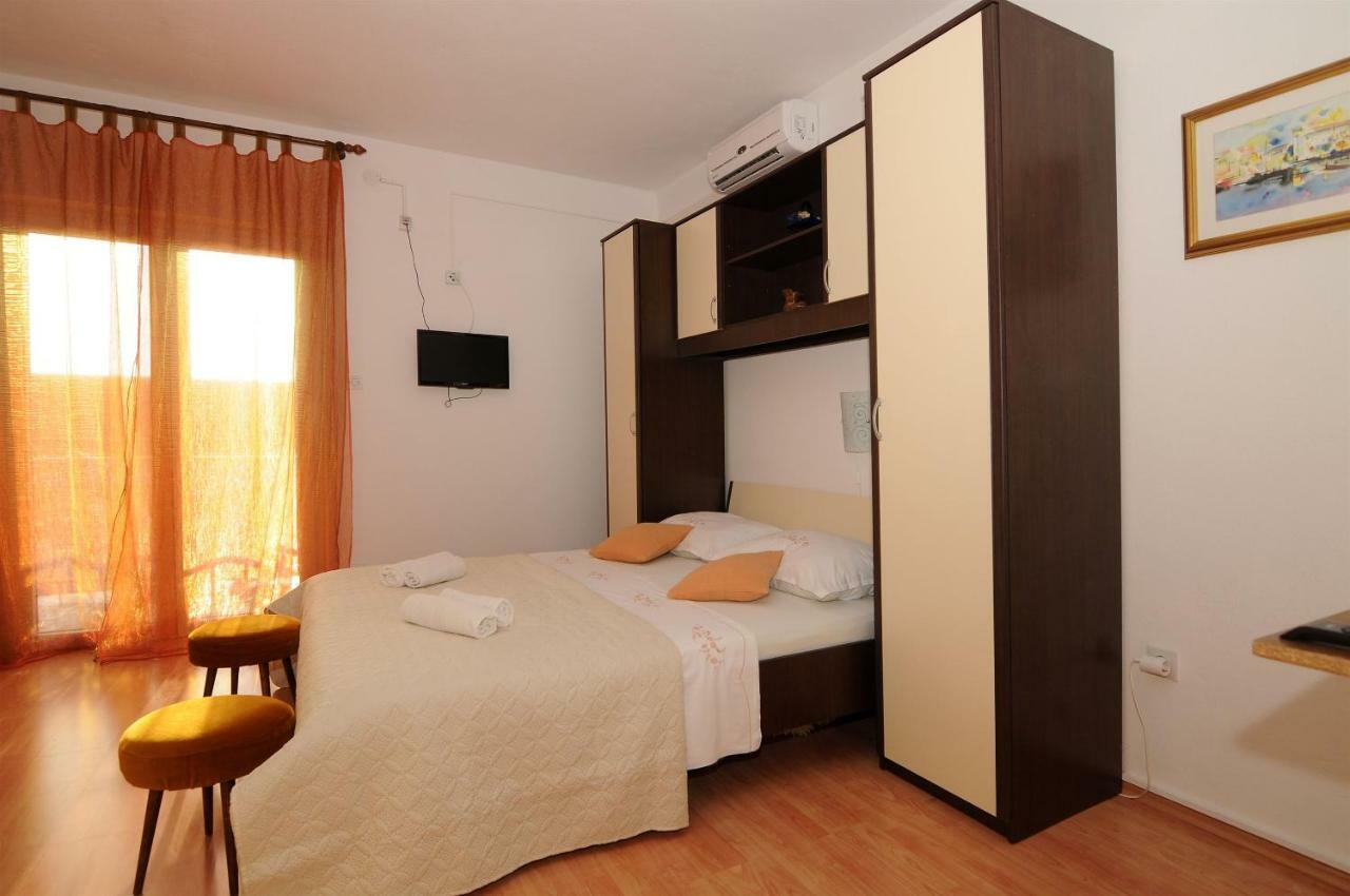 Apartments Katica Makarska Phòng bức ảnh