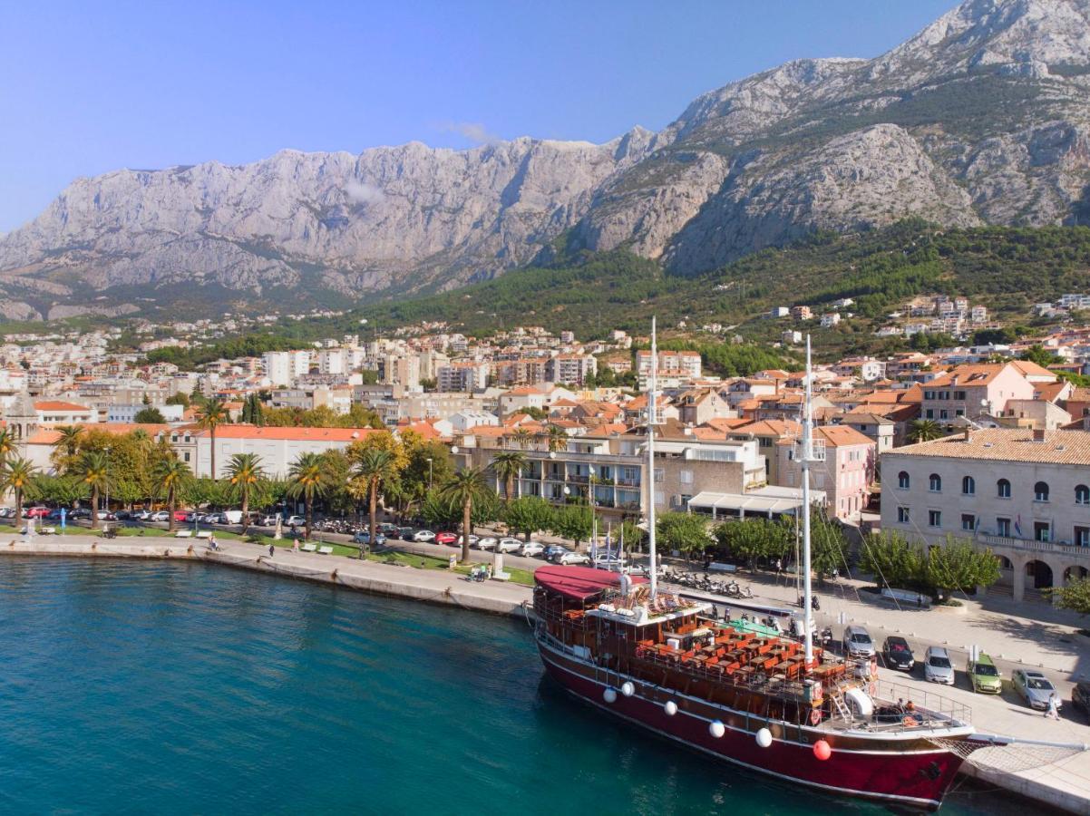 Apartments Katica Makarska Ngoại thất bức ảnh